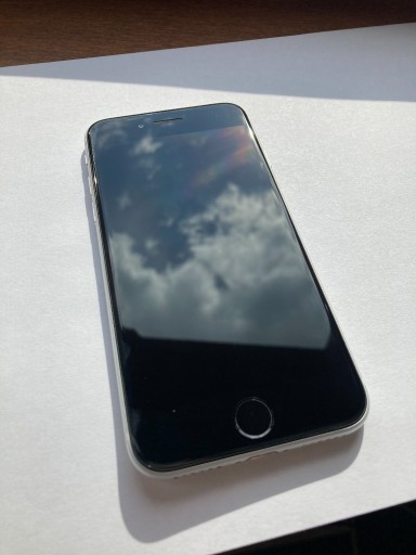 Zdjęcie oferty: Apple iPhone SE 2020 |64GB|100% BAT| biały IDEALNY