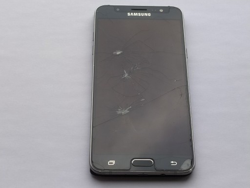 Zdjęcie oferty: SAMSUNG GALAXY J7 Uszkodzony - Licytacja BCM