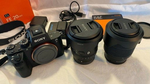 Zdjęcie oferty: Sony Alpha a7R II 42.4 MP + 2 obiektywy