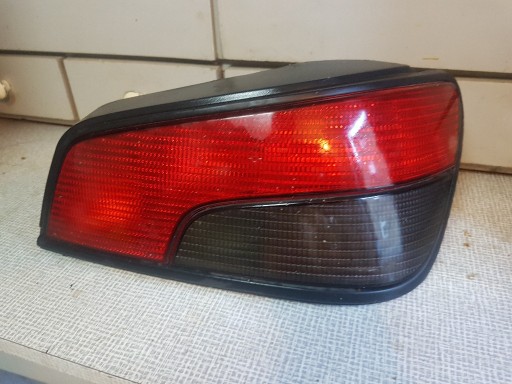 Zdjęcie oferty: Peugeot 306. Lampa prawy tył.