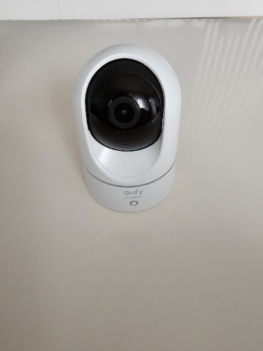 Zdjęcie oferty: Eufy 2K Indoor Security Camera With AI