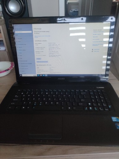 Zdjęcie oferty: Laptop Asus i5 4Gb RAM SSD nowa bateria po serwis