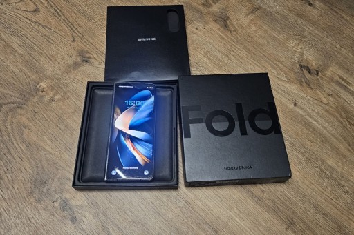 Zdjęcie oferty: Samsung Fold 4 12 256GB uszkodzony ekran bez blokad