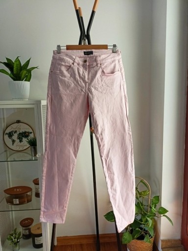 Zdjęcie oferty: Wiosenne różowe jeansy Luisa Spagnoli 44 XXL
