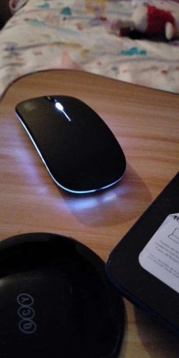Zdjęcie oferty: Mysz bezprzewodowa z oświetleniem 