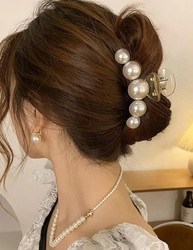 Zdjęcie oferty: Nowa klamra do włosów elegancka perły 