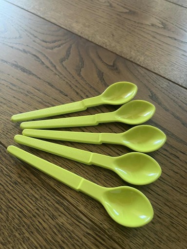 Zdjęcie oferty: Tupperware Wisząca Łyżeczka do karmienia x 5szt