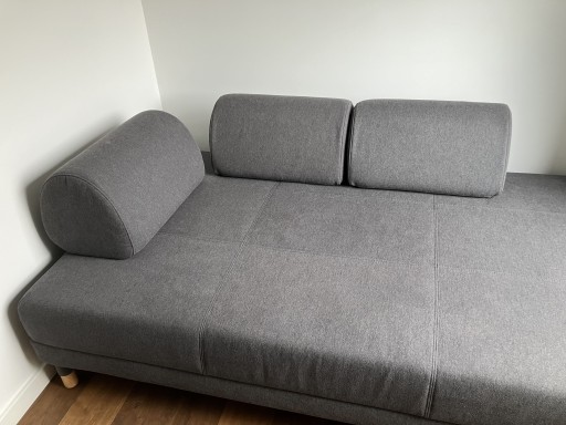 Zdjęcie oferty: Sofa 3 os. z funkcją spania i schowkiem na pościel