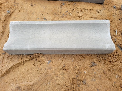 Zdjęcie oferty: Odpływ odwodnienie korytko ściekowe betonowe 50x16