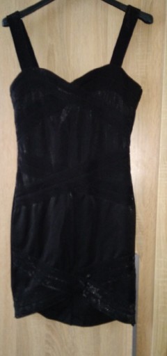 Zdjęcie oferty: Sukienka mała czarna xs