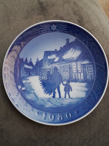 Zdjęcie oferty: Porcelanowy talerz dekoracyjny "Royal Copenhagen"