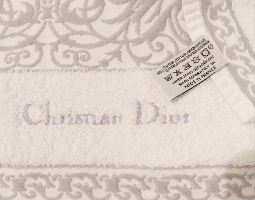 Zdjęcie oferty: Ręczniki Christian Dior 3szt