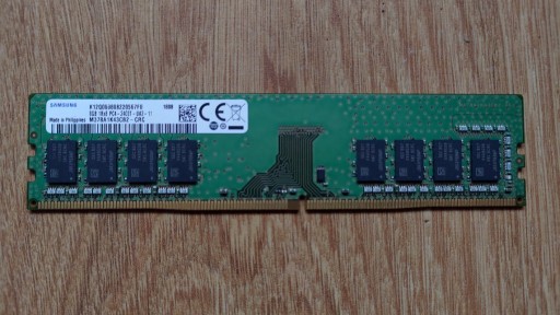 Zdjęcie oferty: Pamięć RAM DDR4 Samsung 8 GB 2400