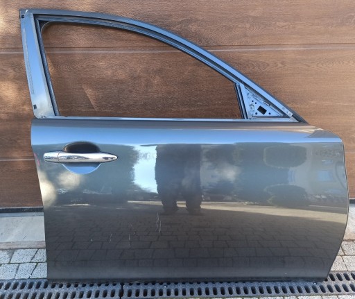 Zdjęcie oferty: Drzwi prawy przód Infiniti M37 M30 M35H