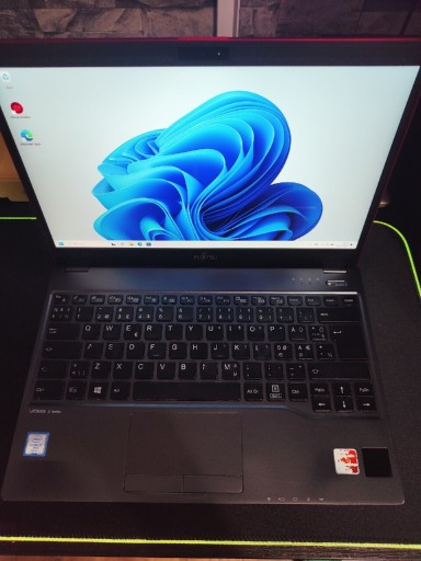 Zdjęcie oferty: Laptop Fujitsu u938 i7 8gen dotyk