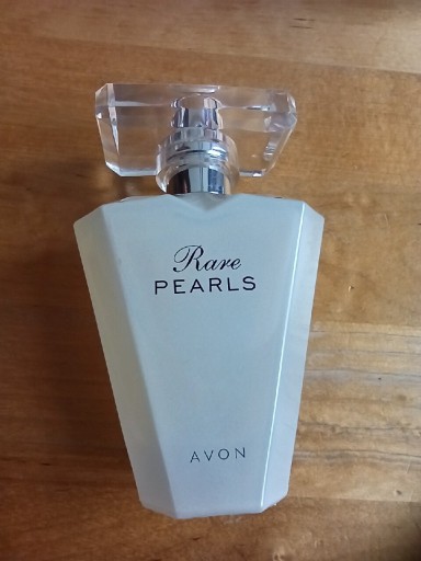 Zdjęcie oferty: Avon Rare pearls EDP 50 ml. 
