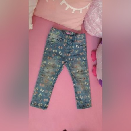 Zdjęcie oferty: Jeansy young dimension rozm 86