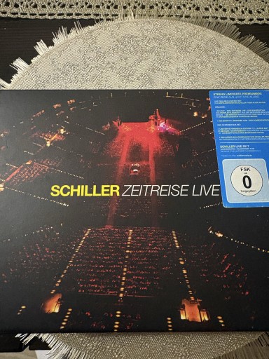Zdjęcie oferty: SCHILLER - ZEITREISE LIVE - FAN BOX