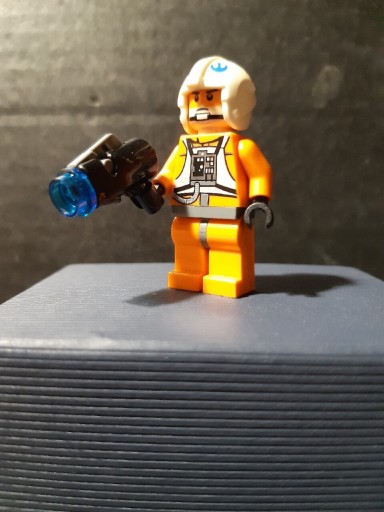 Zdjęcie oferty: Lego Minifigurka Star Wars Zev Senesca