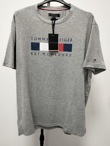 Zdjęcie oferty: T-SHIRT MĘSKI.r.XL.TOMMY HILFIGER.NOWA.OUTLET