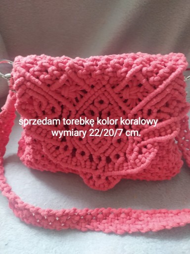 Zdjęcie oferty: Torebka w koralowym kolorze 