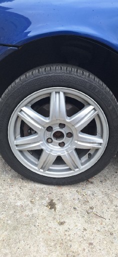 Zdjęcie oferty: Koła seat 16 5x100 et 43