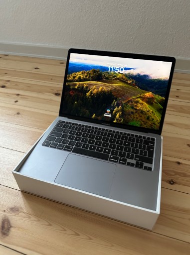 Zdjęcie oferty: Macbook 2021 13,3" GB 256 GB Laptop 13 CYKLI Ideał