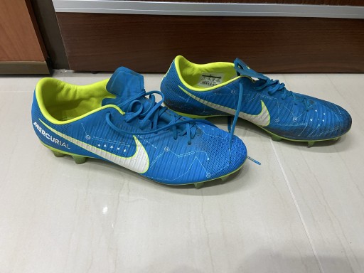 Zdjęcie oferty: Korki lanki Nike Mercurial Neymar 
