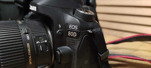 Zdjęcie oferty: Canon 80D body - przebieg tylko 3200 zdjęć!