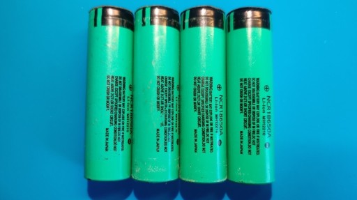 Zdjęcie oferty: Akumulatory PANASONIC NCR18650A Li-ion MH12210 4 sztuki
