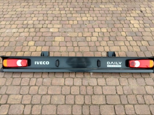 Zdjęcie oferty: Belka iveco belka lamp iveco zderzak tył iveco mocowanie lamp Iveco Daily 