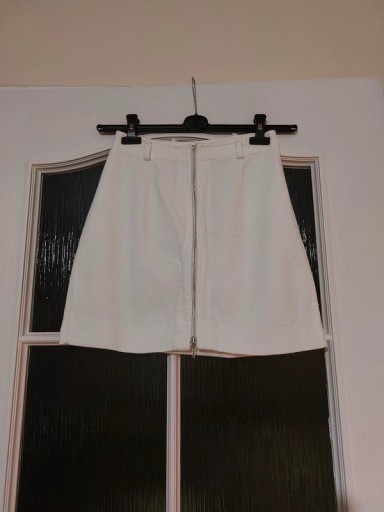 Zdjęcie oferty: Spódnica biała na zamek, materiałowa, wygodna