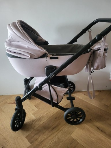 Zdjęcie oferty: WÓZEK 2w1 ANEX E-TYPE w kolorze perłowym