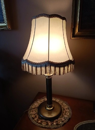 Zdjęcie oferty: Śliczna lampa
