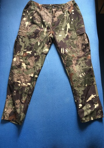 Zdjęcie oferty: Spodnie bojówki militarne