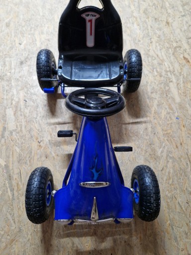 Zdjęcie oferty: Gokart na pedały Top Racer 64 pompowane koła Niebi