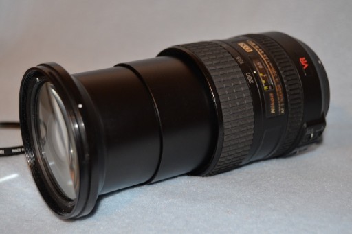 Zdjęcie oferty: Obiektyw Nikon AF-S 18-200mm f/3.5-5.6 G ED VR DX