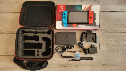 Zdjęcie oferty: Konsola Nintendo Switch V1/Przerobiona/CFW/Atmosphere/512GB