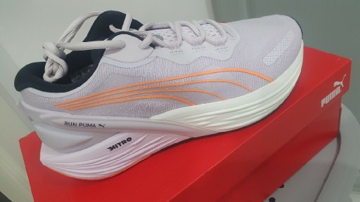 Zdjęcie oferty: Buty do biegania Puma 