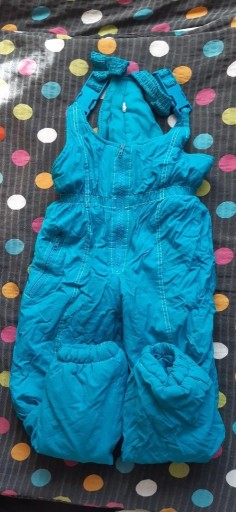 Zdjęcie oferty: Spodnie zimowe na szelki dziewczynka 134-140