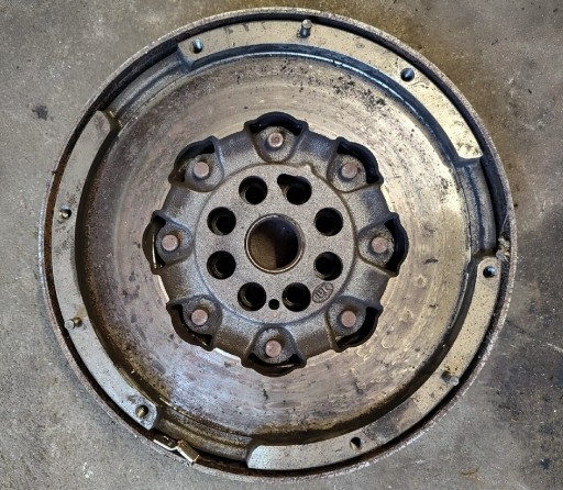 Zdjęcie oferty: Koło Dwumasowe Dwumas Dwumasa Sprzęgło 1.6dCi R9M Renault Trafic 3 III