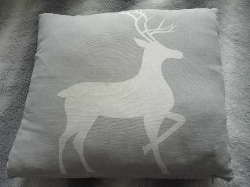 Zdjęcie oferty: POSZEWKA dekoracyjna świąteczna RENIFER biały 40 x 40 SZARA BAWEŁNA BOHO