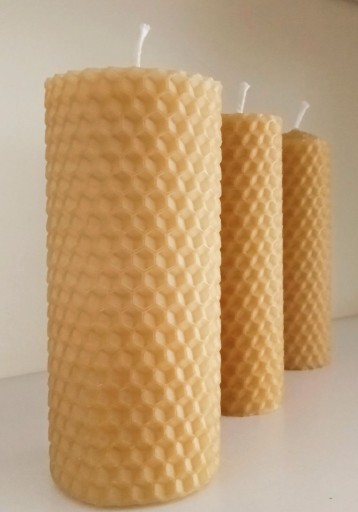 Zdjęcie oferty: Świeczki z naturalnej węzy pszczelej 