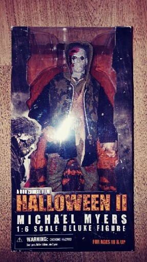 Zdjęcie oferty: Figurka Michael Myers z Halloween II w skali 12'' 