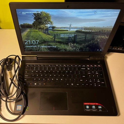 Zdjęcie oferty: Lenovo 700-15isk 15,6" IPS GTX950 i5 8GB RAM Win10