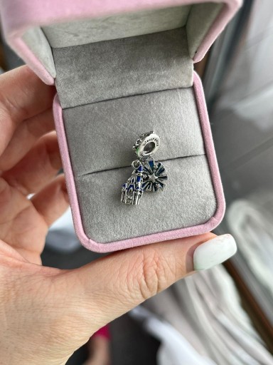 Zdjęcie oferty: Zawieszka charms - Seria Disney - Zamek