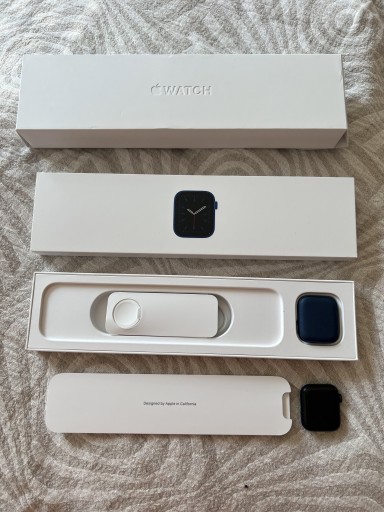 Zdjęcie oferty: Apple Watch 6 40 mm oryginał 