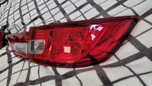 Zdjęcie oferty: Renault Clio IV lampa prawa tył (265509846R)