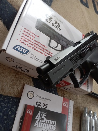 Zdjęcie oferty: Wiatrówka CZ 75 P-07 wersja bez blow backa