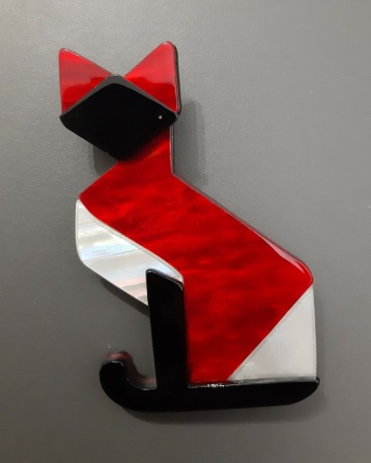 Zdjęcie oferty: Broszka akrylowa rudy kot symetria